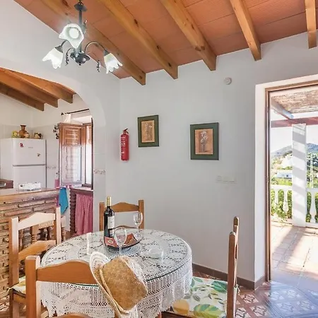 Casa Lola Sayalonga